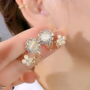 Light Luxury High-end Cat Eye Bowknot Flower Earring